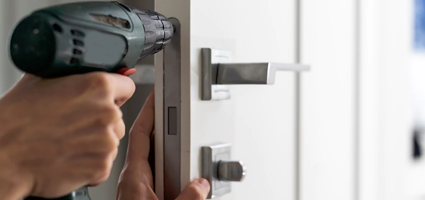 Locksmith For Lock Replacement Near Me in Tinley Park, IL