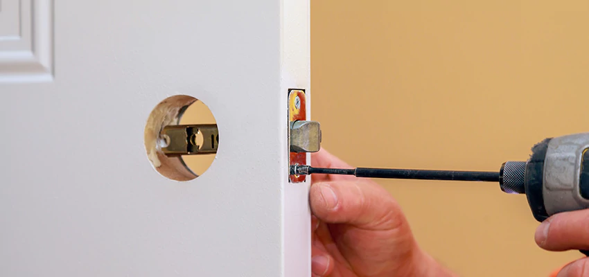 Stuck Door Knobs Repair in Tinley Park, IL