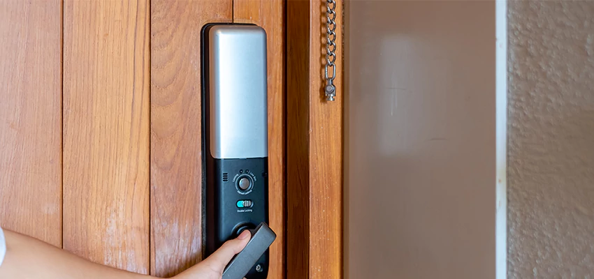 Home Security Electronic Locks Upgrades in Tinley Park, IL